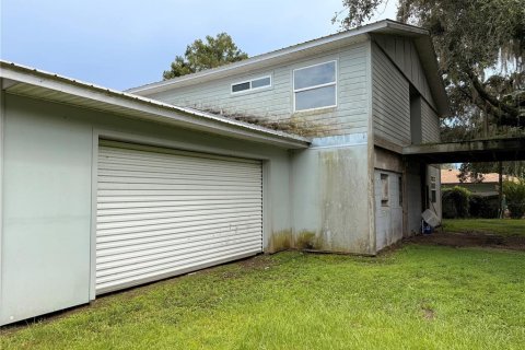 House in Haines City, Florida 1 bedroom, 434.41 sq.m. № 1848201 - photo 13