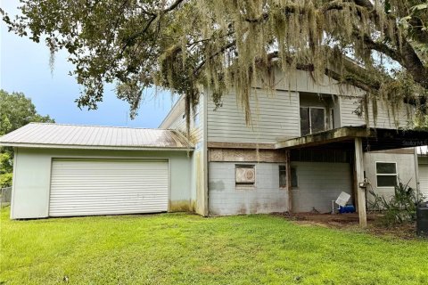 House in Haines City, Florida 1 bedroom, 434.41 sq.m. № 1848201 - photo 8