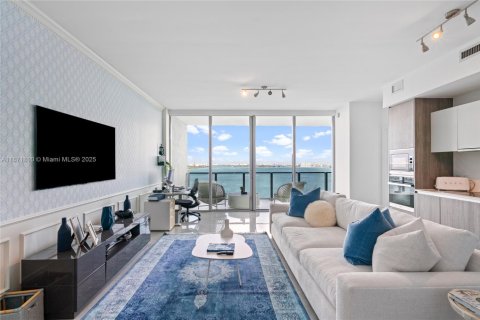 Купить кондоминиум в Майами, Флорида 2 спальни, 107.95м2, № 1922548 - фото 3