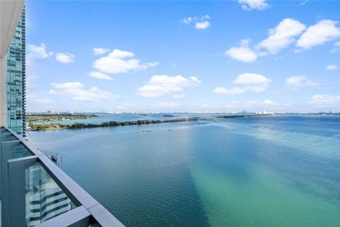 Купить кондоминиум в Майами, Флорида 2 спальни, 107.95м2, № 1922548 - фото 28