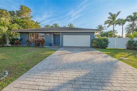 Villa ou maison à vendre à Plantation, Floride: 3 chambres, 159.42 m2 № 1958226 - photo 1