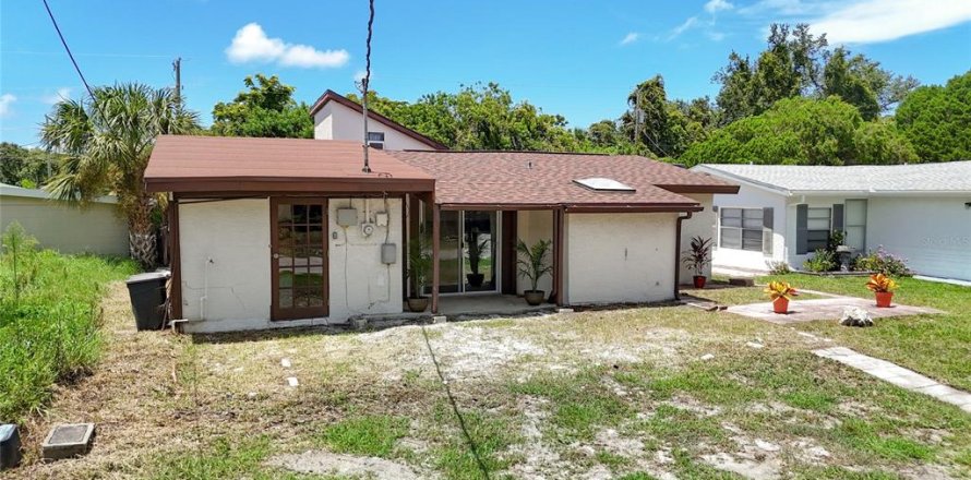 Casa en Hudson, Florida 2 dormitorios, 130.81 m2 № 1907892