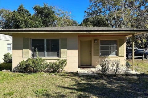 Casa en alquiler en New Port Richey, Florida, 2 dormitorios, 72.84 m2 № 1900966 - foto 1