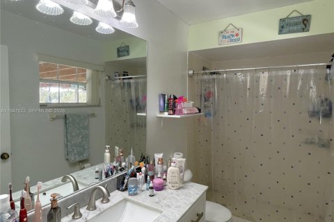 Townhouse in Cutler Bay, Florida 3 bedrooms, 127.18 sq.m. № 2005044 - photo 21