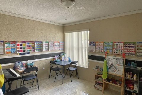 Townhouse in Cutler Bay, Florida 3 bedrooms, 127.18 sq.m. № 2005044 - photo 17