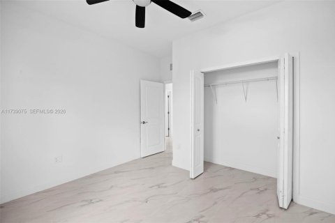 Casa en venta en Lehigh Acres, Florida, 3 dormitorios, 152.17 m2 № 1944818 - foto 25