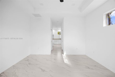 Casa en venta en Lehigh Acres, Florida, 3 dormitorios, 152.17 m2 № 1944818 - foto 27