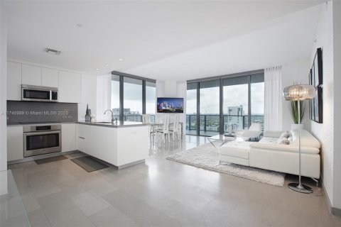 Condominio en venta en Miami, Florida, 3 dormitorios, 153.75 m2 № 1489599 - foto 20