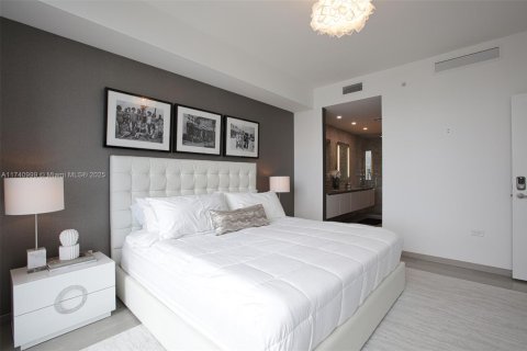 Condominio en venta en Miami, Florida, 3 dormitorios, 153.75 m2 № 1489599 - foto 4