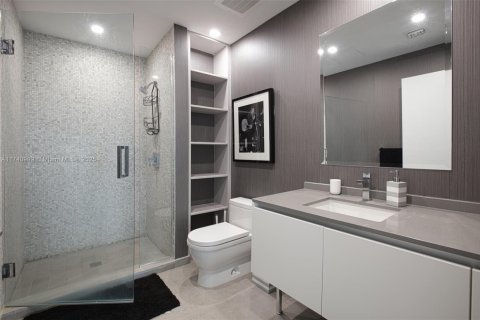 Condominio en venta en Miami, Florida, 3 dormitorios, 153.75 m2 № 1489599 - foto 12