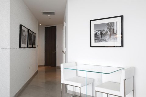 Condominio en venta en Miami, Florida, 3 dormitorios, 153.75 m2 № 1489599 - foto 19