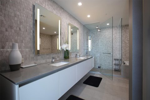 Condominio en venta en Miami, Florida, 3 dormitorios, 153.75 m2 № 1489599 - foto 5