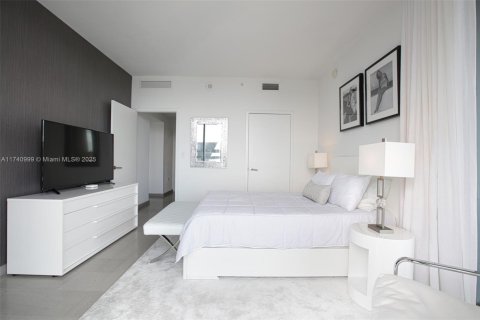 Condominio en venta en Miami, Florida, 3 dormitorios, 153.75 m2 № 1489599 - foto 14
