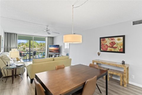 Condominio en venta en Pembroke Pines, Florida, 2 dormitorios, 108.7 m2 № 2032811 - foto 8