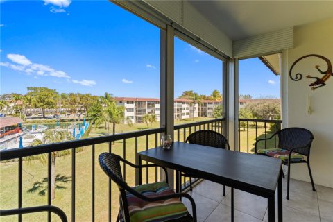 Condominio en venta en Pembroke Pines, Florida, 2 dormitorios, 108.7 m2 № 2032811 - foto 15