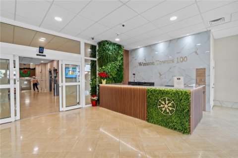 Copropriété à vendre à Sunny Isles Beach, Floride: 55.28 m2 № 1998761 - photo 2