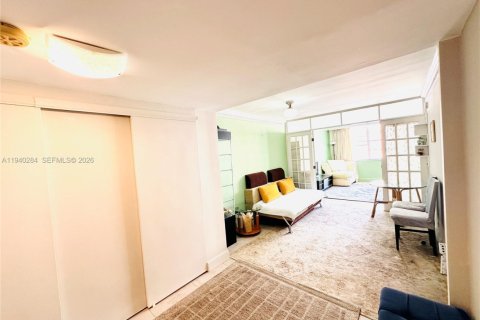 Copropriété à vendre à Sunny Isles Beach, Floride: 55.28 m2 № 1998761 - photo 14