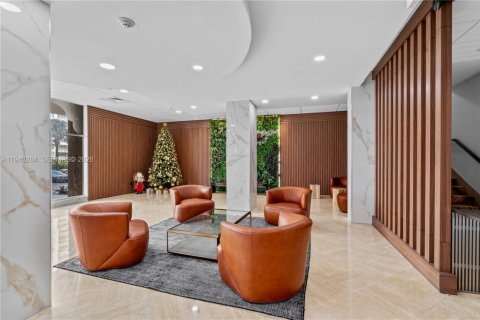 Copropriété à vendre à Sunny Isles Beach, Floride: 55.28 m2 № 1998761 - photo 3