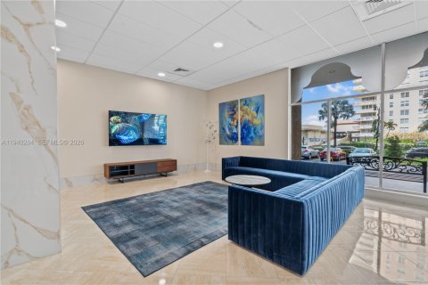 Copropriété à vendre à Sunny Isles Beach, Floride: 55.28 m2 № 1998761 - photo 4