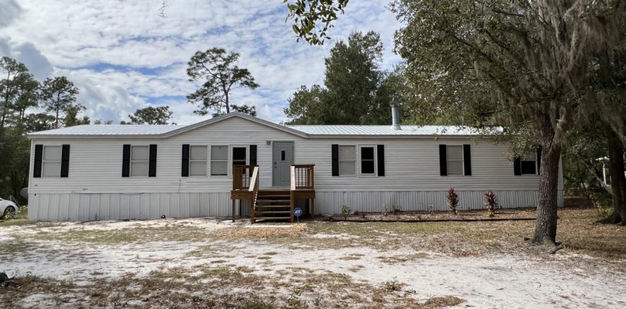 Casa en Keystone Heights, Florida 4 dormitorios, 190.64 m2 № 835653