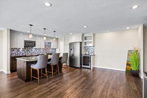 Condo in Saint Petersburg, Florida, 1 bedroom  № 1722997 - photo 9