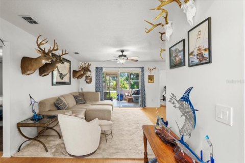 Villa ou maison à vendre à New Smyrna Beach, Floride: 3 chambres, 139.91 m2 № 1815301 - photo 4
