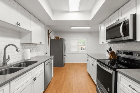 Villa ou maison à vendre à New Smyrna Beach, Floride: 3 chambres, 139.91 m2 № 1815301 - photo 10