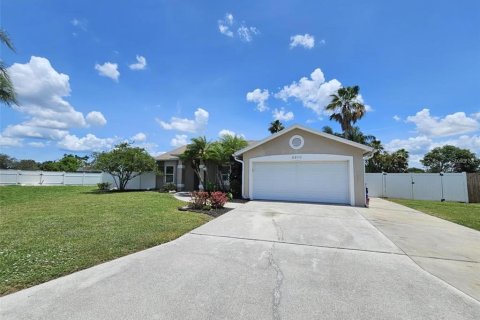Casa en Palmetto, Florida 4 dormitorios, 173.54 m2 № 2104720