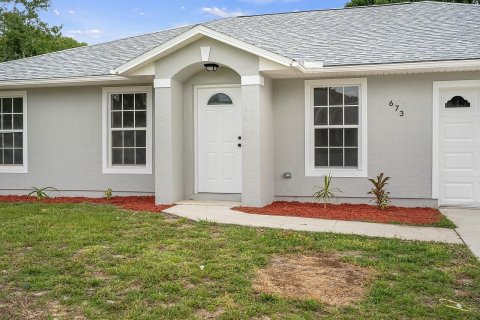 House in Sebastian, Florida 3 bedrooms, 132.57 sq.m. № 2088098 - photo 12