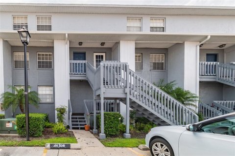 Condo in Tampa, Florida, 2 bedrooms  № 2225016