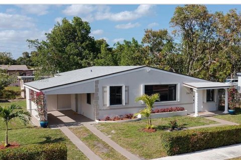 Casa en venta en Miami, Florida, 4 dormitorios, 103.31 m2 № 2000763 - foto 10