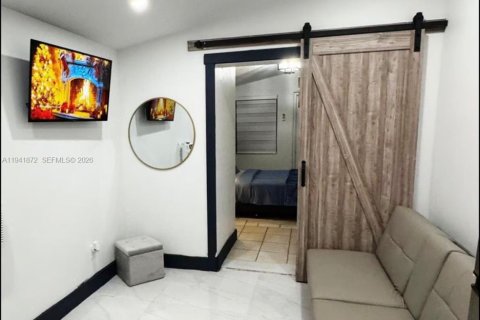 Casa en venta en Miami, Florida, 4 dormitorios, 103.31 m2 № 2000763 - foto 29