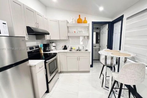 Casa en venta en Miami, Florida, 4 dormitorios, 103.31 m2 № 2000763 - foto 24