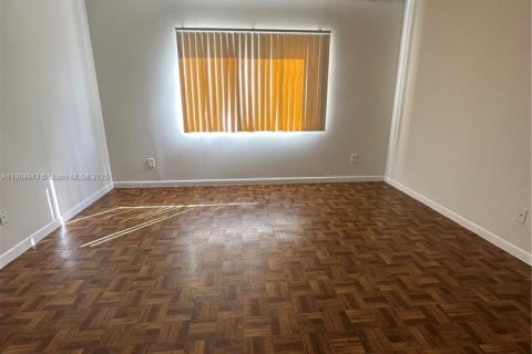 Copropriété à vendre à Hollywood, Floride: 1 chambre, 60.39 m2 № 1956086 - photo 11