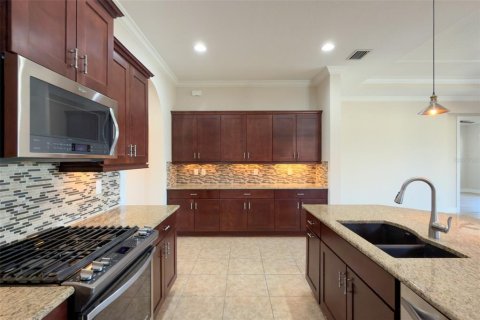 Casa en alquiler en Bradenton, Florida, 3 dormitorios, 204.48 m2 № 2108521 - foto 7