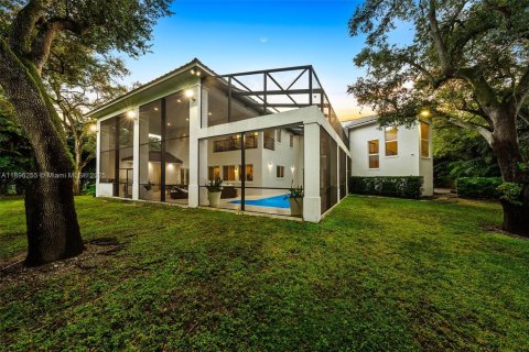 House in Pinecrest, Florida 7 bedrooms, 559.55 sq.m. № 1947781 - photo 28