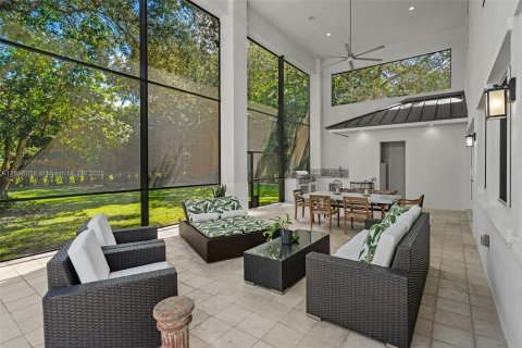 House in Pinecrest, Florida 7 bedrooms, 559.55 sq.m. № 1947781 - photo 26