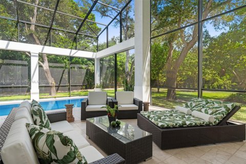 House in Pinecrest, Florida 7 bedrooms, 559.55 sq.m. № 1947781 - photo 25