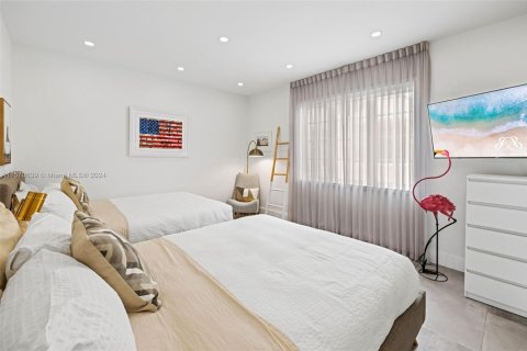 Снять в аренду кондоминиум в Майами-Бич, Флорида 2 спальни, 174.19м2, № 1958972 - фото 12