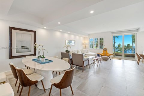 Снять в аренду кондоминиум в Майами-Бич, Флорида 2 спальни, 174.19м2, № 1958972 - фото 7