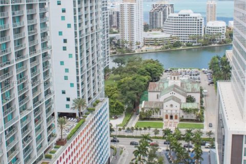 Condo in Miami, Florida, 2 bedrooms  № 2076665 - photo 19