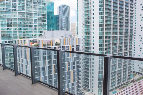 Condo in Miami, Florida, 2 bedrooms  № 2076665 - photo 18