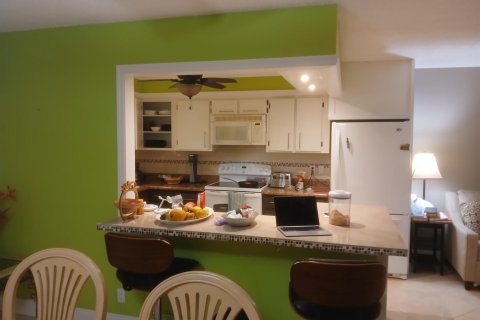 Apartment in West Palm Beach, Florida 1 bedroom, 108.88 sq.m. № 2181759 - photo 4