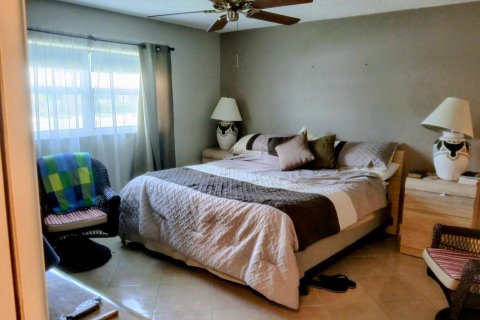 Apartment in West Palm Beach, Florida 1 bedroom, 108.88 sq.m. № 2181759 - photo 15