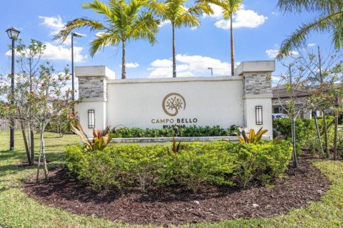 Touwnhouse à vendre à Homestead, Floride: 3 chambres, 140.65 m2 № 1957560 - photo 2