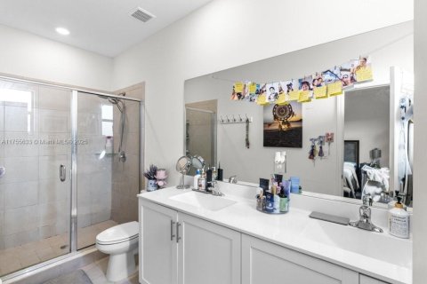 Touwnhouse à vendre à Homestead, Floride: 3 chambres, 140.65 m2 № 1957560 - photo 16