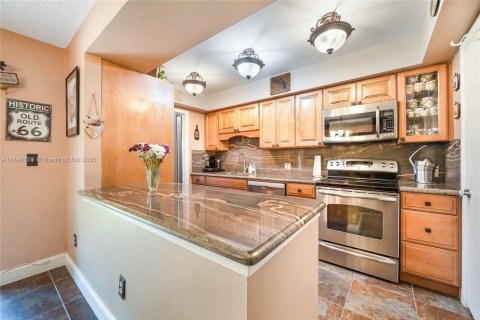 Condominio en venta en Miami, Florida, 2 dormitorios, 114.73 m2 № 1844200 - foto 4