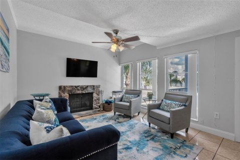 Copropriété à vendre à Madeira Beach, Floride: 2 chambres, 96.62 m2 № 1684894 - photo 8
