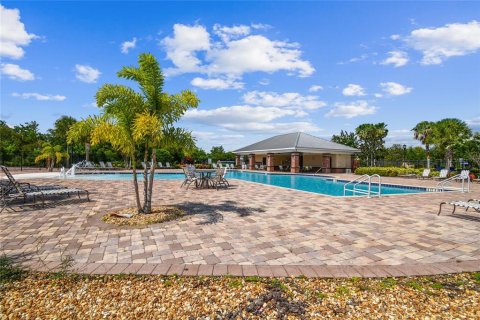 Touwnhouse à louer à Riverview, Floride: 2 chambres, 121.24 m2 № 2284114 - photo 16