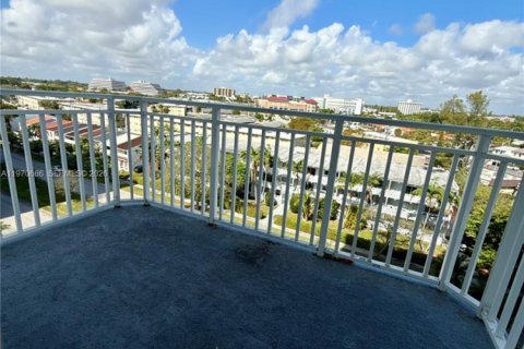 Copropriété à vendre à North Miami, Floride: 2 chambres, 110.37 m2 № 2032547 - photo 19
